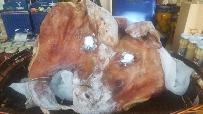 Cabeza de Cerdo Curada
